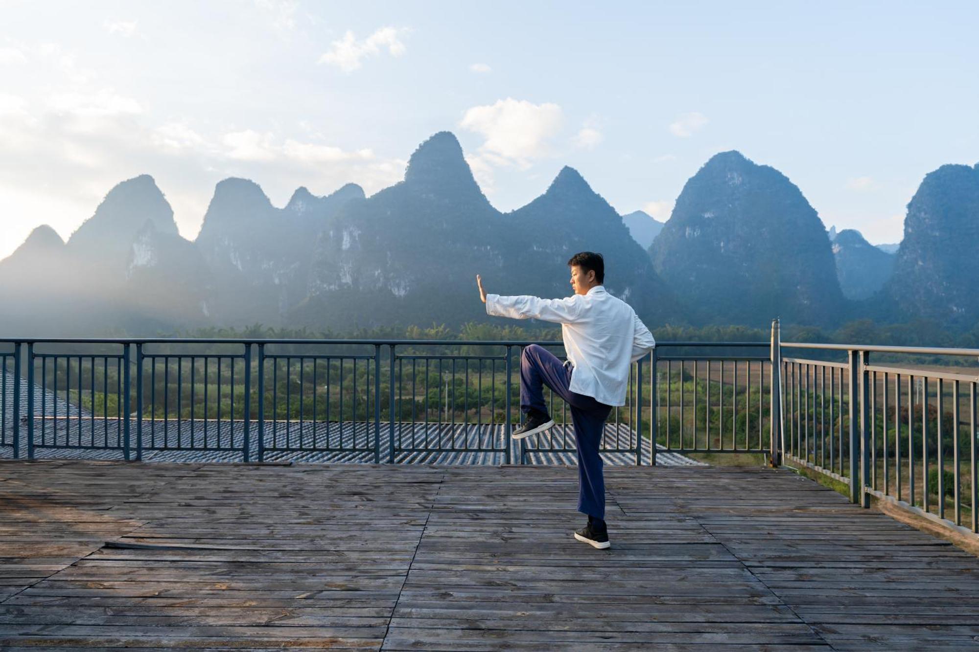 Leisure Courtyard Hotel Yangshuo-Free Shuttle Bus To Yangshuo Station Stay 2 Nights One Way Eksteriør bilde