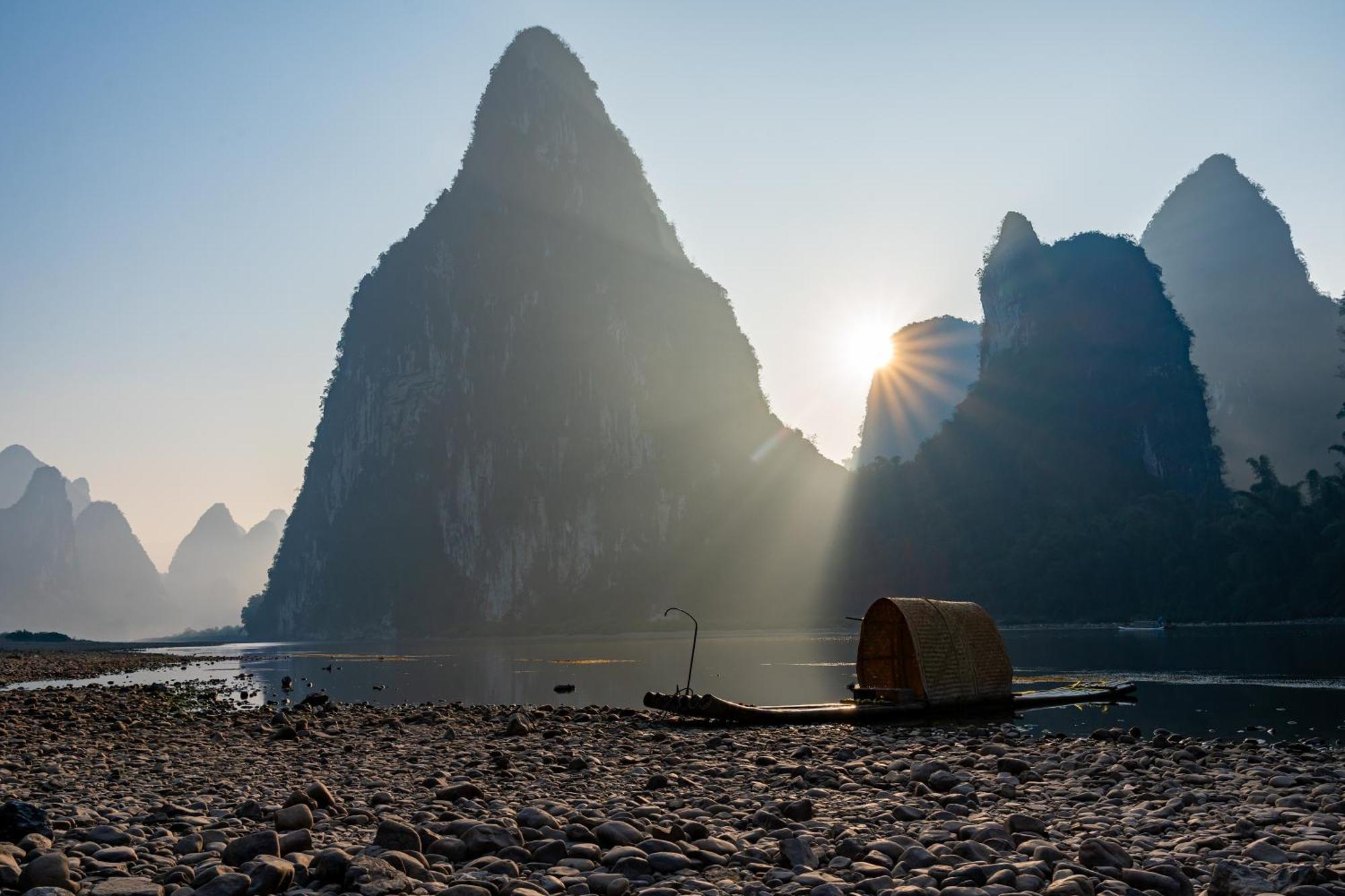 Leisure Courtyard Hotel Yangshuo-Free Shuttle Bus To Yangshuo Station Stay 2 Nights One Way Eksteriør bilde