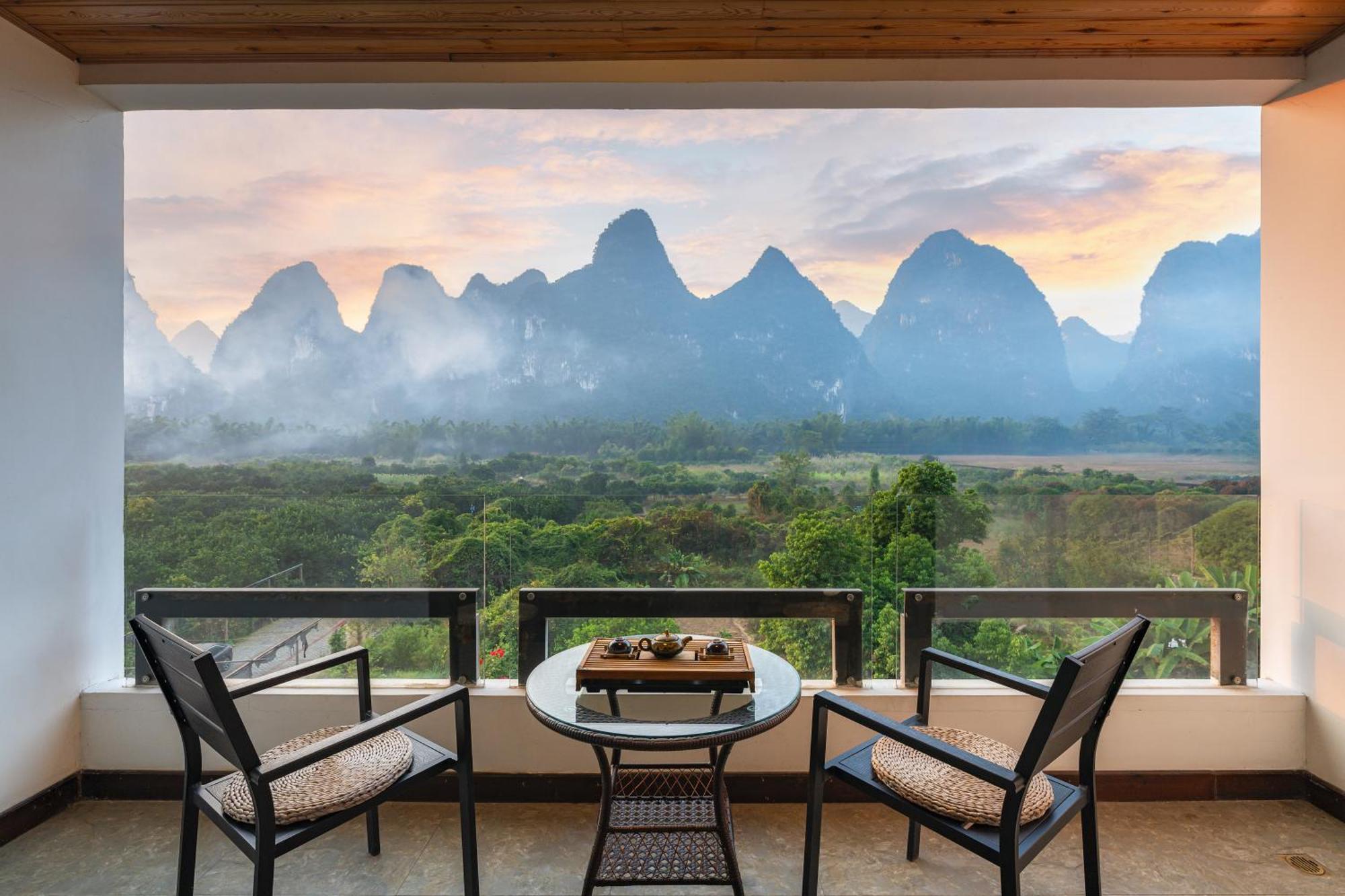 Leisure Courtyard Hotel Yangshuo-Free Shuttle Bus To Yangshuo Station Stay 2 Nights One Way Eksteriør bilde