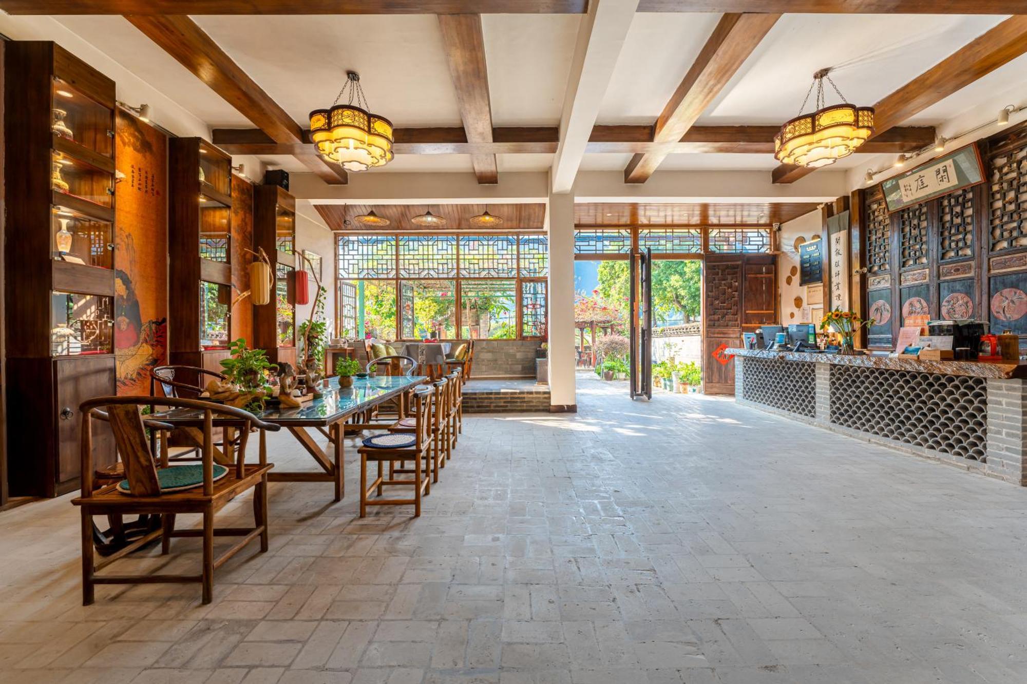 Leisure Courtyard Hotel Yangshuo-Free Shuttle Bus To Yangshuo Station Stay 2 Nights One Way Eksteriør bilde